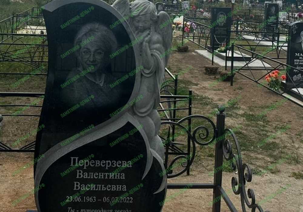 памятник на могилу фото в Москве